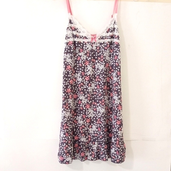 MARILYN MONROE PINK BLACK WHITE WHIMSICAL FLORAL LACE CHEMISE SIZE LARGE - Picture 1 of 7